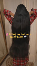 Load and play video in Gallery viewer, Oiling my hair with lancemade growth &amp; retention oil
